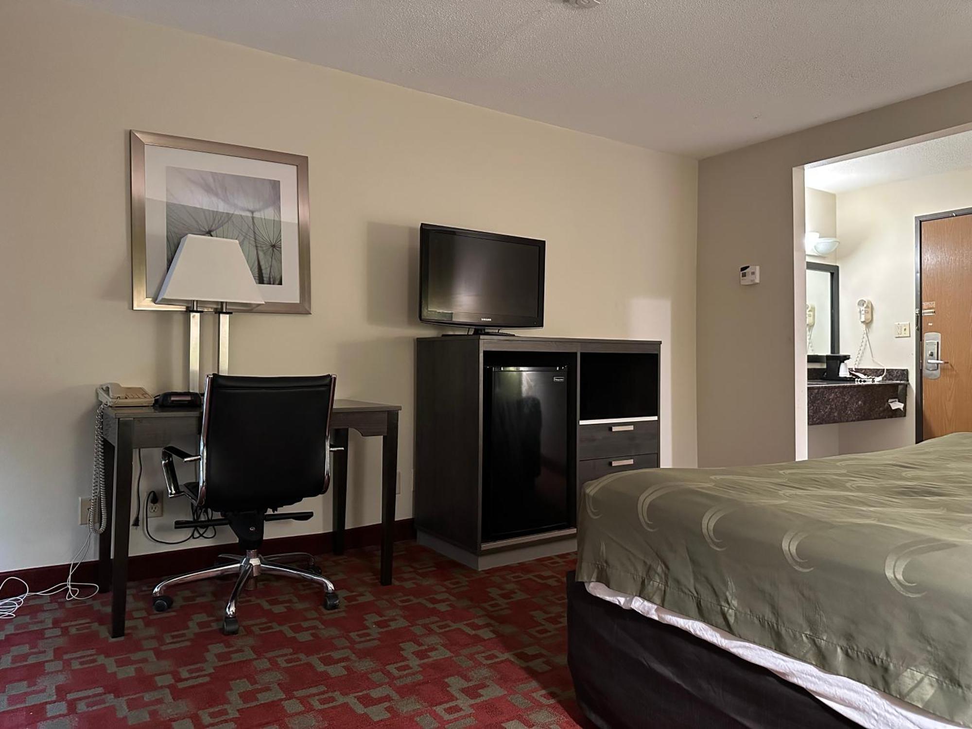 Hotel Inn Milwaukee Exterior photo