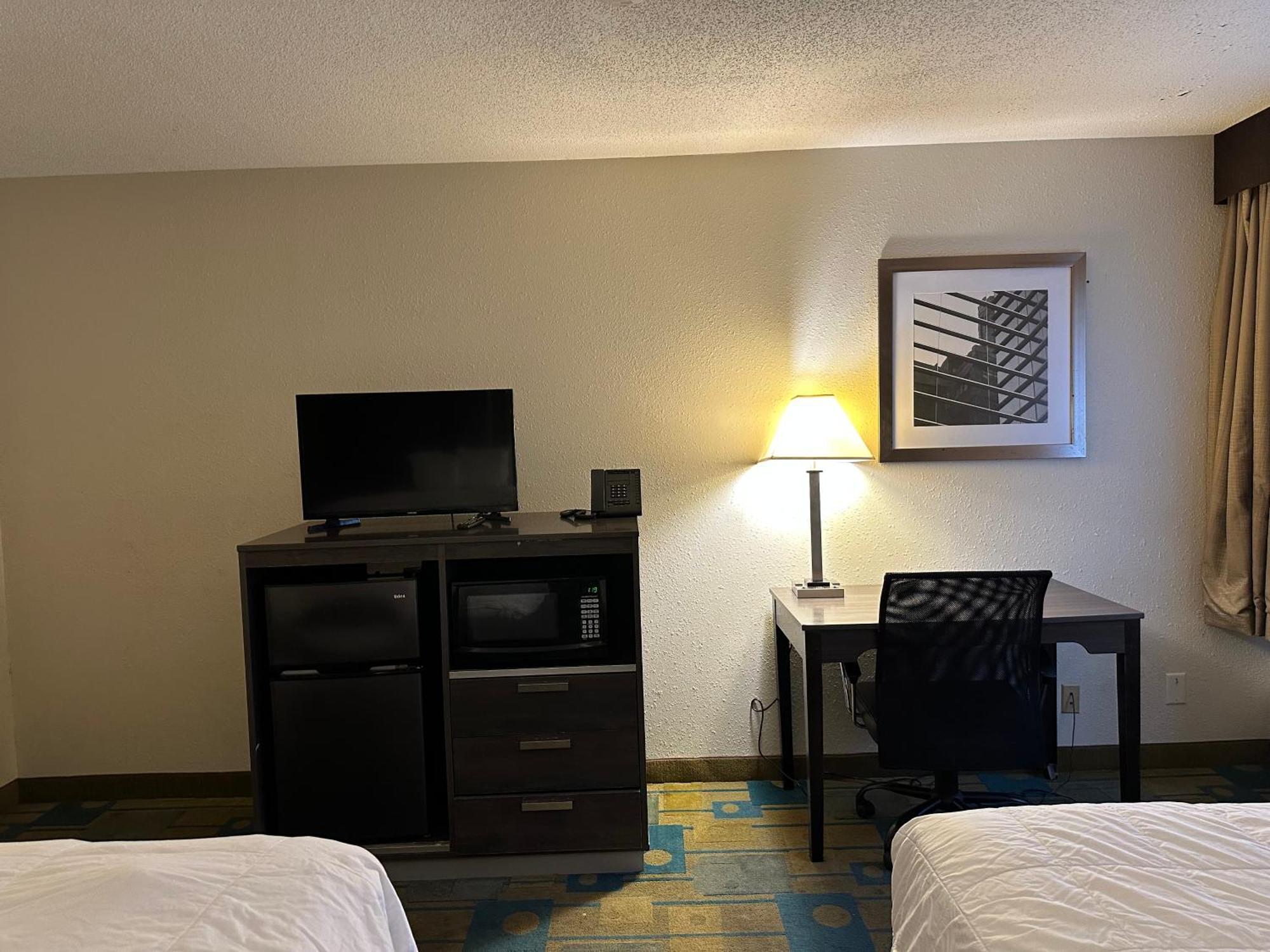 Hotel Inn Milwaukee Exterior photo